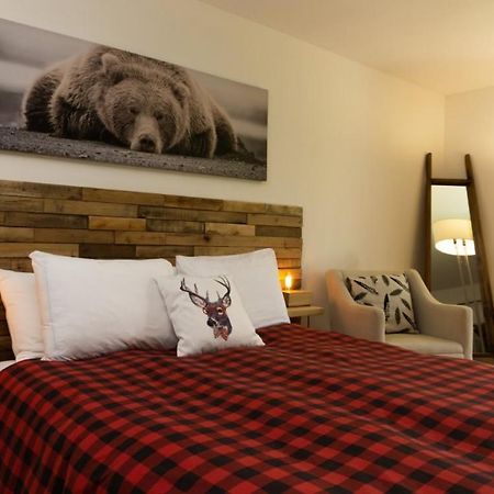 Condo Hotel Au Pied Du Mont אורפורד מראה חיצוני תמונה
