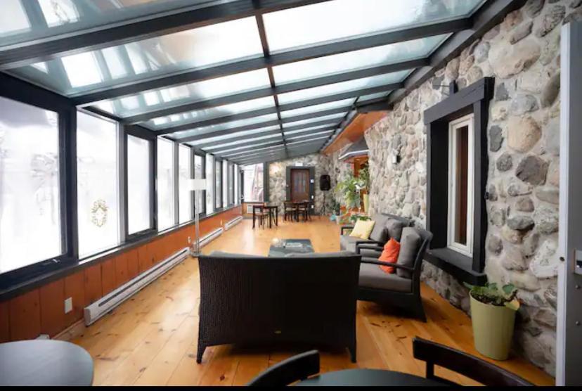 Condo Hotel Au Pied Du Mont אורפורד מראה חיצוני תמונה