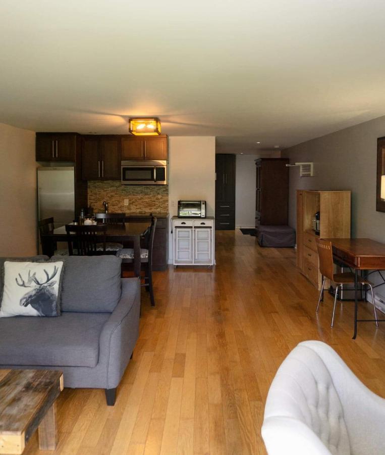Condo Hotel Au Pied Du Mont אורפורד מראה חיצוני תמונה