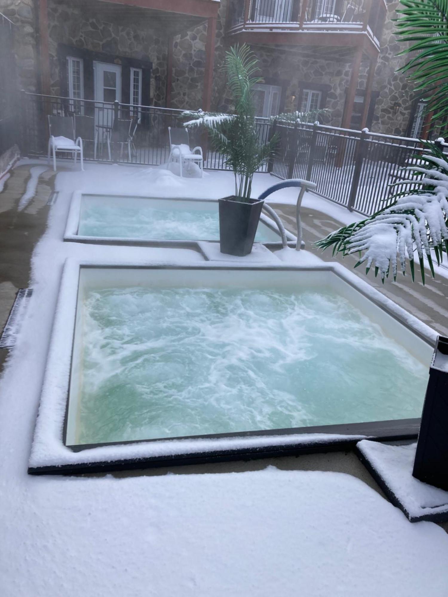 Condo Hotel Au Pied Du Mont אורפורד מראה חיצוני תמונה